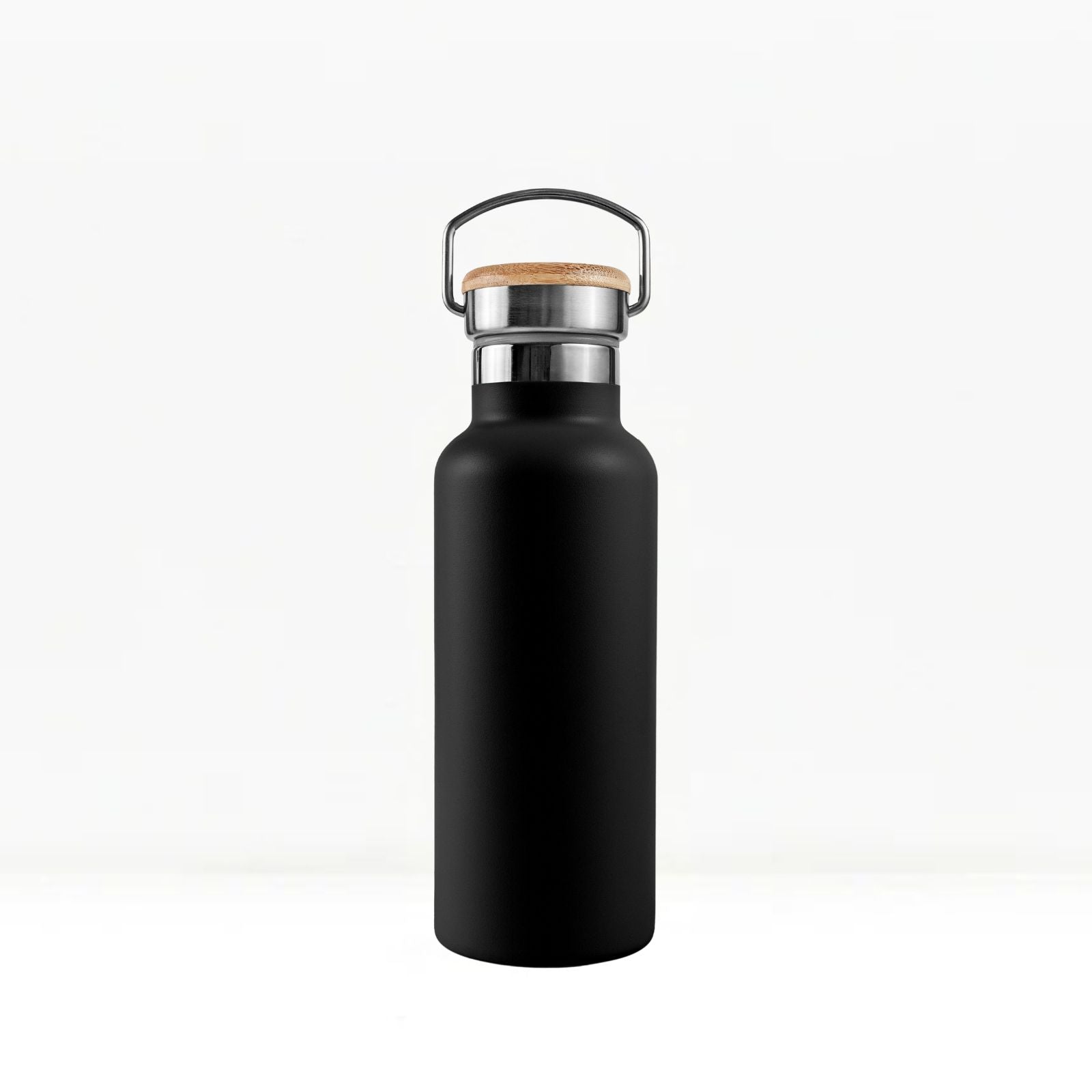 bambaw stainless steel water bottle insulated in black colour 500ml on white background