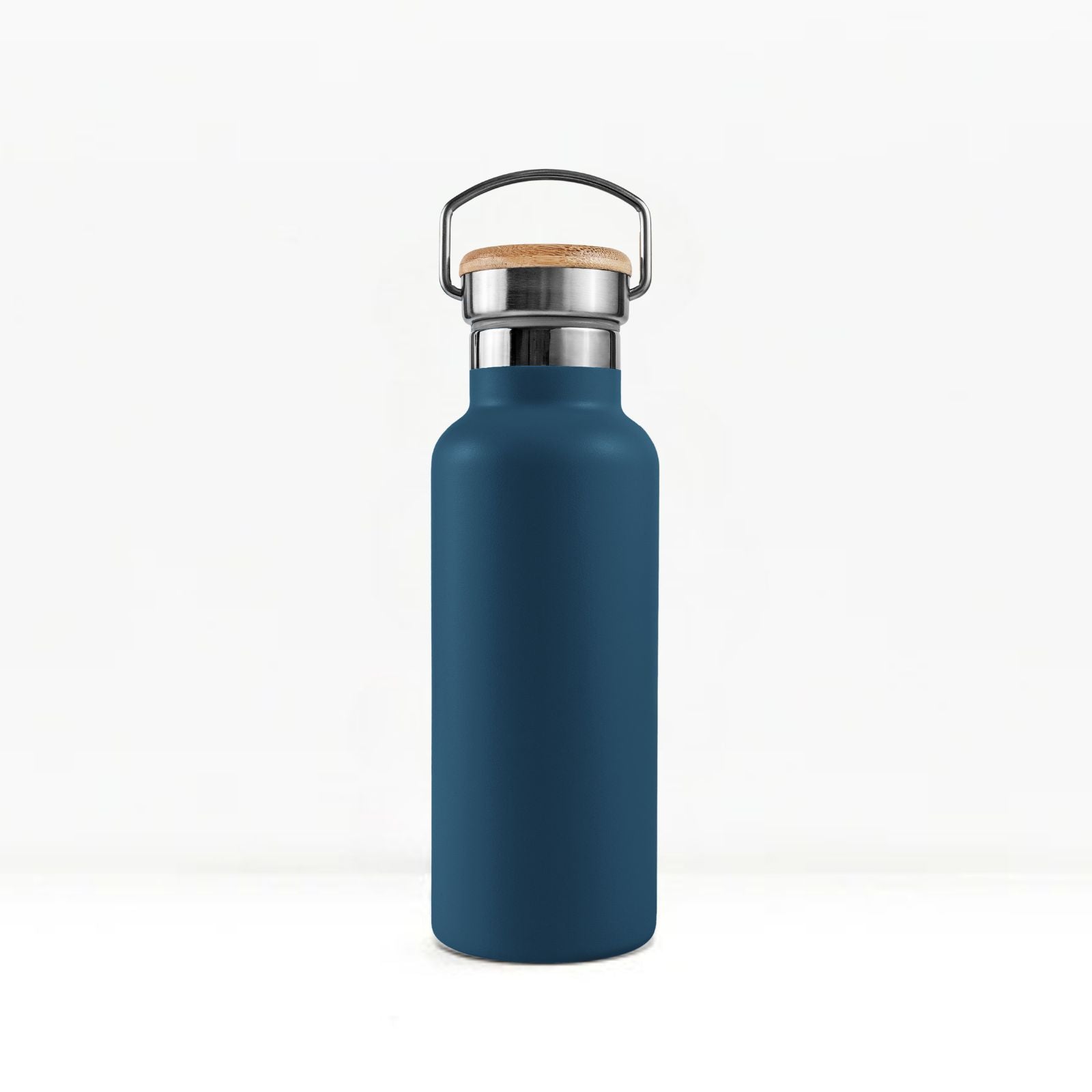 bambaw stainless steel water bottle insulated in navy blue colour 750ml on white background